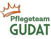 Logo mit einem orangefarbenen Kronenumriss über dem grünen Text "Pflegeteam GUDAT" auf weißem Hintergrund.